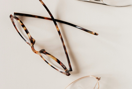 Can I reglaze my glasses at Vision Express
