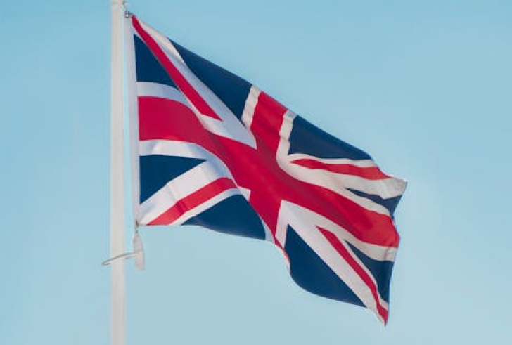 FAST, RELIABLE UK-WIDE DELIVERY